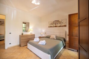 2 bedrooms, iron/ironing board, WiFi, bed sheets - Villino alla Colonna on the Francigena (Monteriggioni)