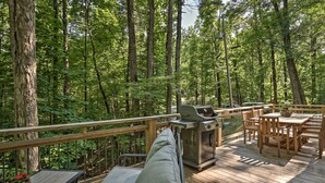 Unclassified image, 5 of 50, button - Modern Chic Cabin with Game Room and Hiking Trails in North Carolina (Deep Gap)