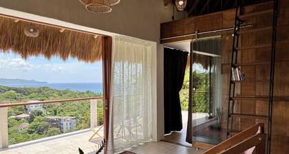 Guest suite VENUS, Boracay, ocean view holiday home with pool