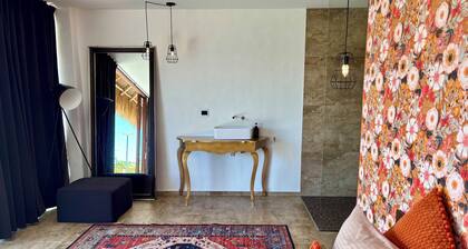 Guest suite VENUS, Boracay, ocean view holiday home with pool
