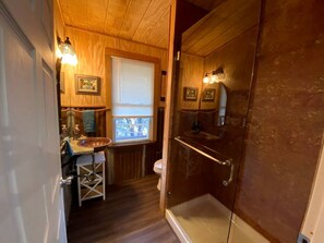 Towels, soap, shampoo, toilet paper