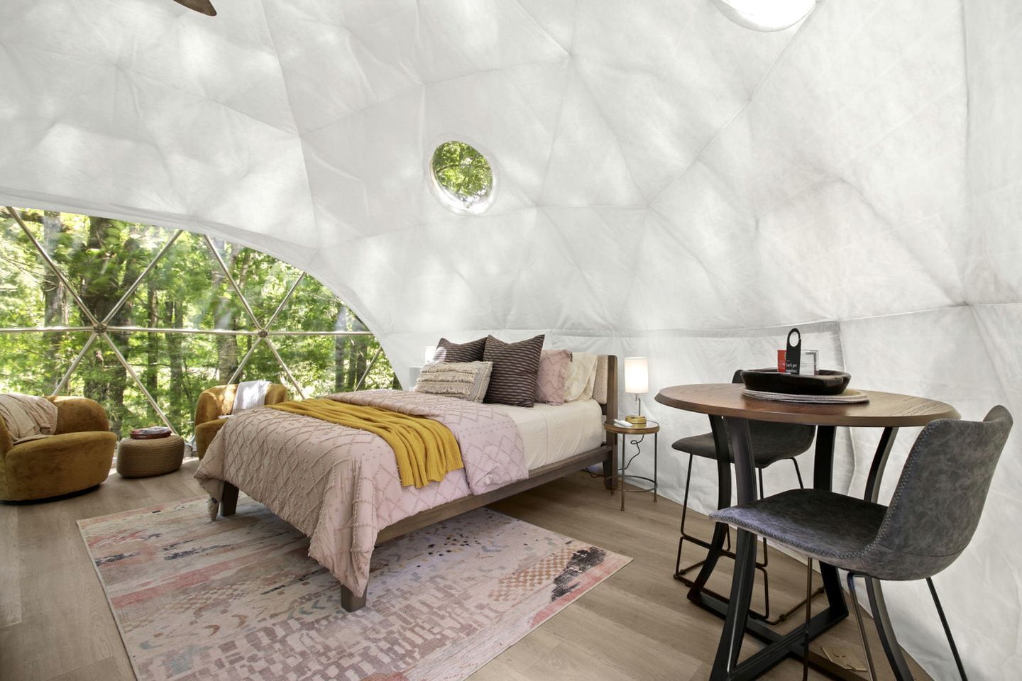 1 chambre, bureau, Wi-Fi, draps fournis