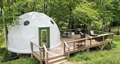 Outstanding Chic Dome with Private Deck in North Carolina