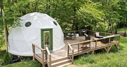 Outstanding Chic Dome with Private Deck in North Carolina