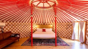 1 quarto, escrivaninha, Wi-Fi, roupa de cama