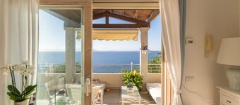 Casa Vacaciones 'Daisy' con Vista al Mar, Wi-Fi y Aire Acondicionado