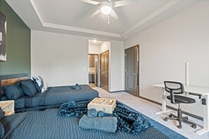 Apartment | Free WiFi - Luxe 3BR Suite in North Raleigh (Raleigh)