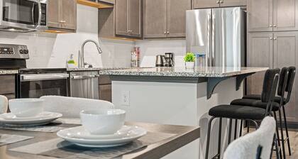 Luxe 3BR Suite in North Raleigh