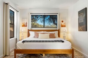 1 camera, una scrivania, Wi-Fi, lenzuola