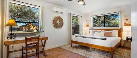 1 bedroom, desk, WiFi, bed sheets