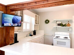 Refrigerador, microondas, parrilla de estufa y lavavajillas