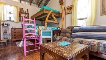 1 bedroom, in-room safe, bed sheets