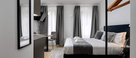 Studio (Standard Studio) | Free WiFi, bed sheets