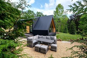 Terrace/patio - Tranquil A-Frame Oasis near Pisgah National Forest in North Carolina (Balsam Grove)