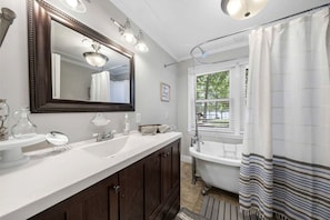 Jetted bath, hair dryer, towels, soap