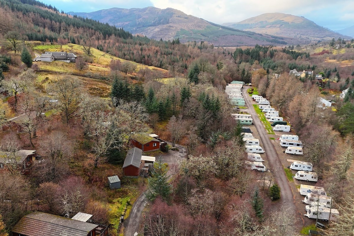 Ferros/tábuas de passar roupa, acesso grátis à internet com fio