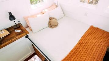 1 多间卧室、熨斗/熨衣板、WiFi、床单