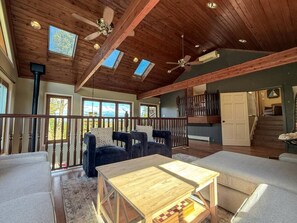 TV, fireplace, stereo