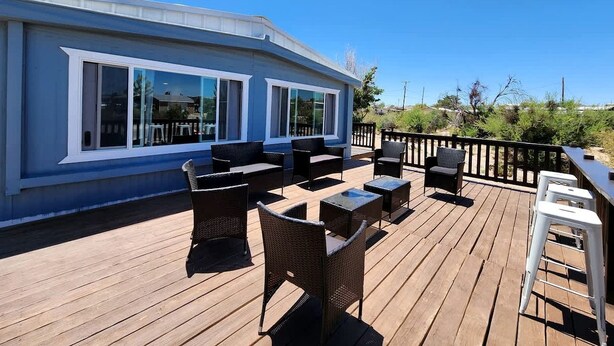 Terrace/patio - Modern Cabin with  Arcade, Foosball Table and Fire Pit in Meadview, Arizona (Meadview)