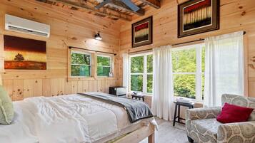 2 Schlafzimmer, Schreibtisch, Bügeleisen/Bügelbrett, WLAN