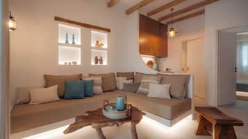 Turquoise | Living area | Flat-screen TV