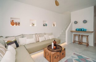 Aqua | Zona de estar | Una televisión de pantalla plana