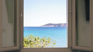 Opal | In-room safe, individually decorated, individually furnished