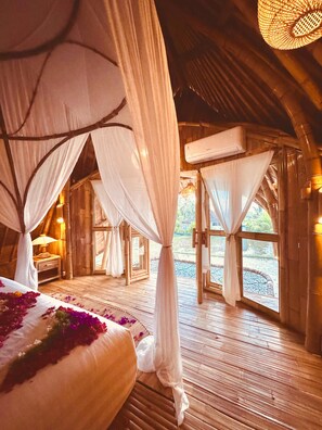 Allergikerbettwaren, Daunenbettdecken, Minibar, Zimmersafe