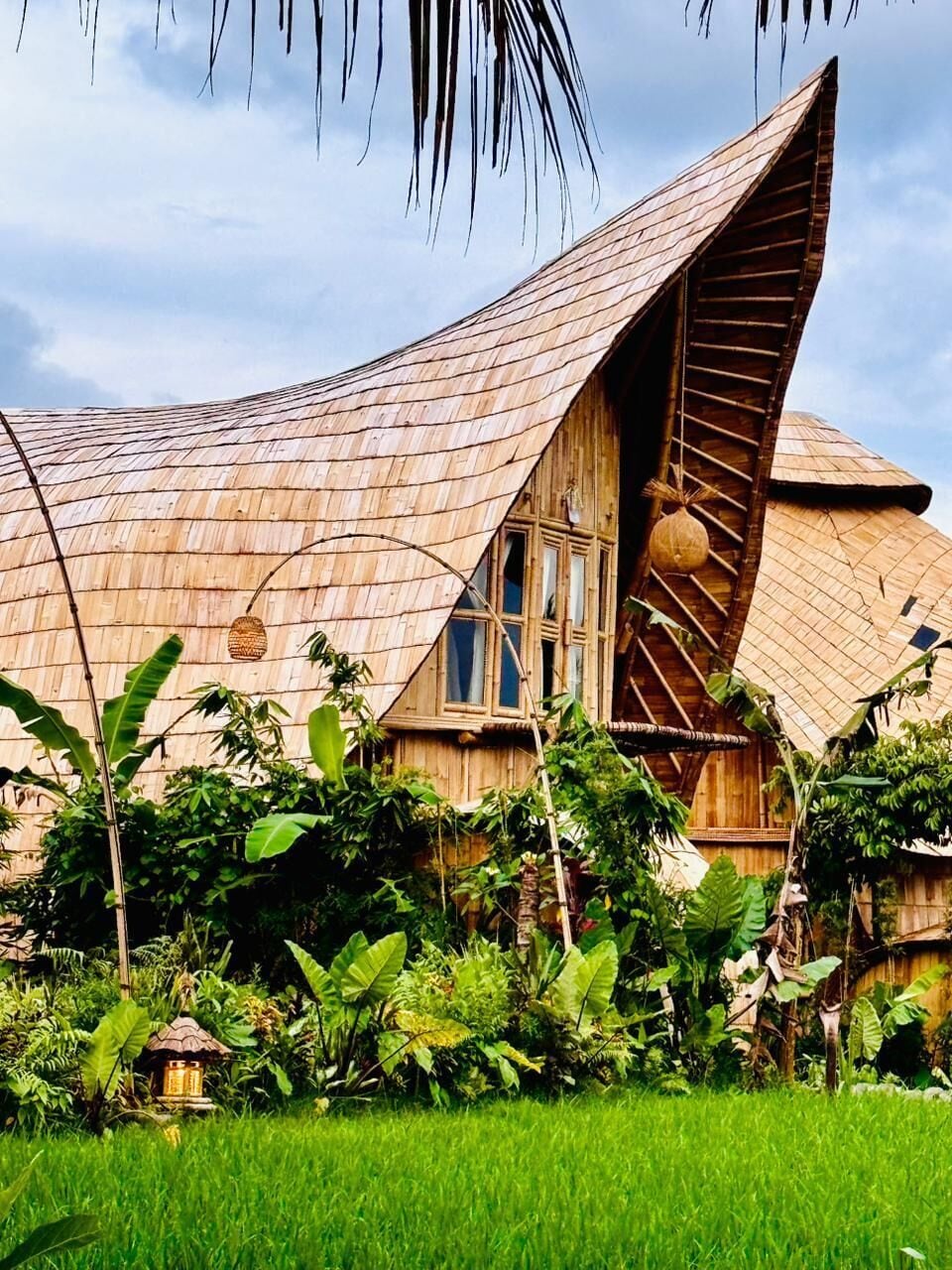 Honeymoon Villa, 1 King Bed, Kitchenette, Garden View | Hypo-allergenic bedding, down comforters, minibar, in-room safe