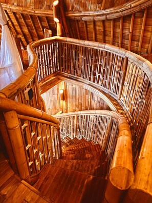 Hypo-allergenic bedding, down comforters, minibar, in-room safe