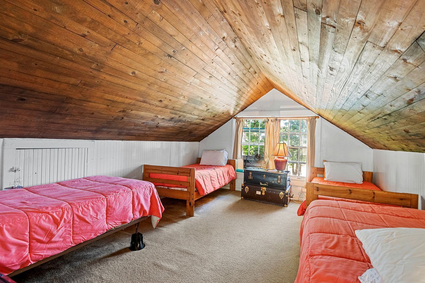 1 bedroom, in-room safe, iron/ironing board, WiFi