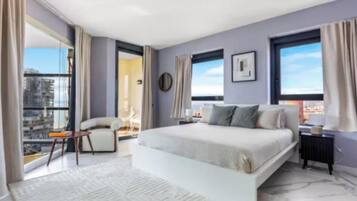 4 bedrooms, desk, iron/ironing board, free WiFi