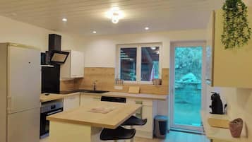 Căn hộ, quang cảnh núi | Bếp riêng | Tủ lạnh, lò vi sóng, lò nướng, bếp nấu