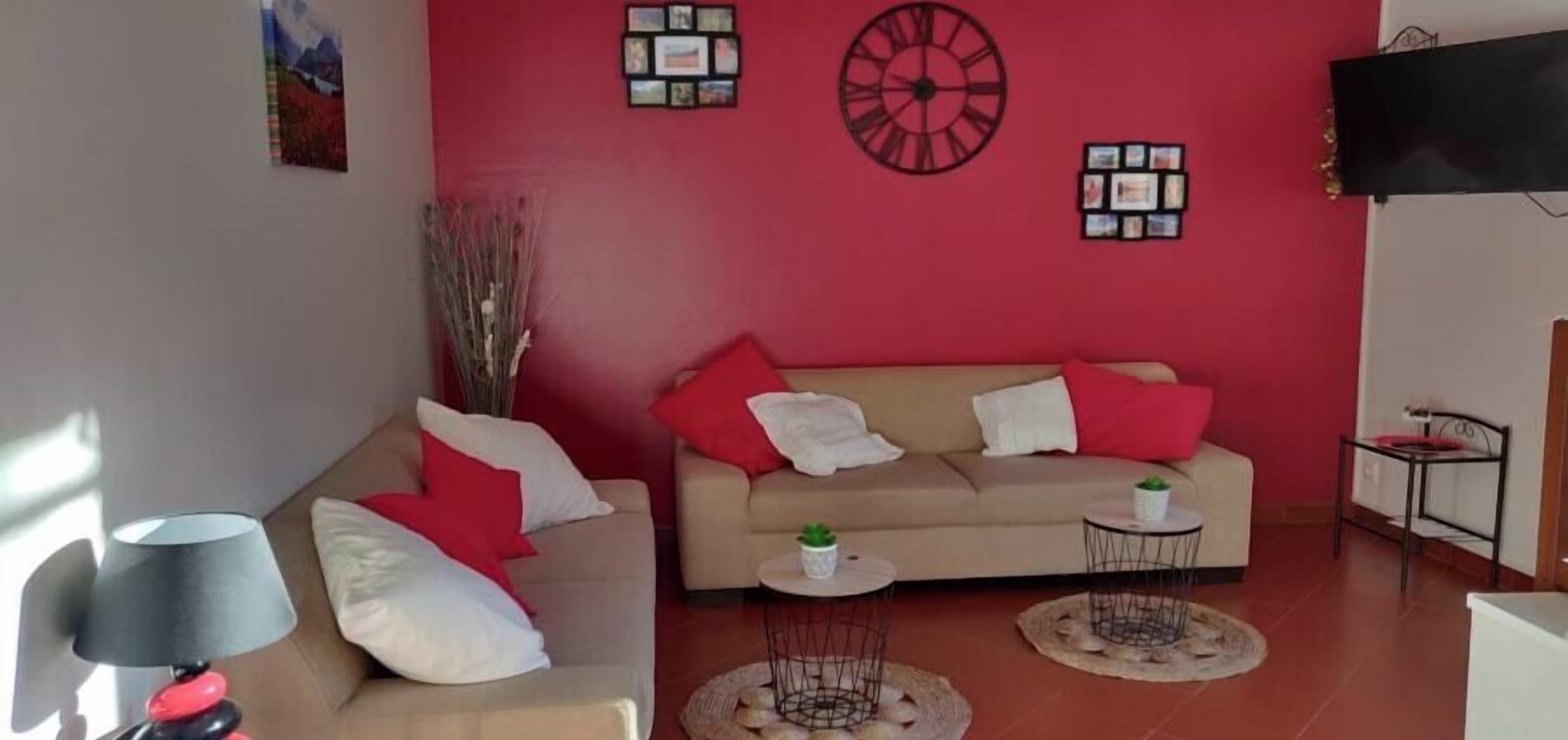 Apartamento familiar, vistas a la montaña | Zona de estar