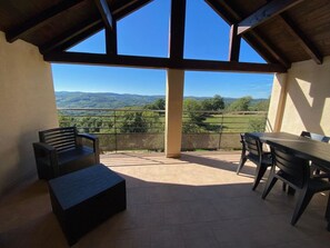 Classic-Ferienhaus, Bergblick | Balkon