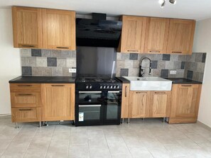 Familien-Ferienhaus, Bergblick | Eigene Küche