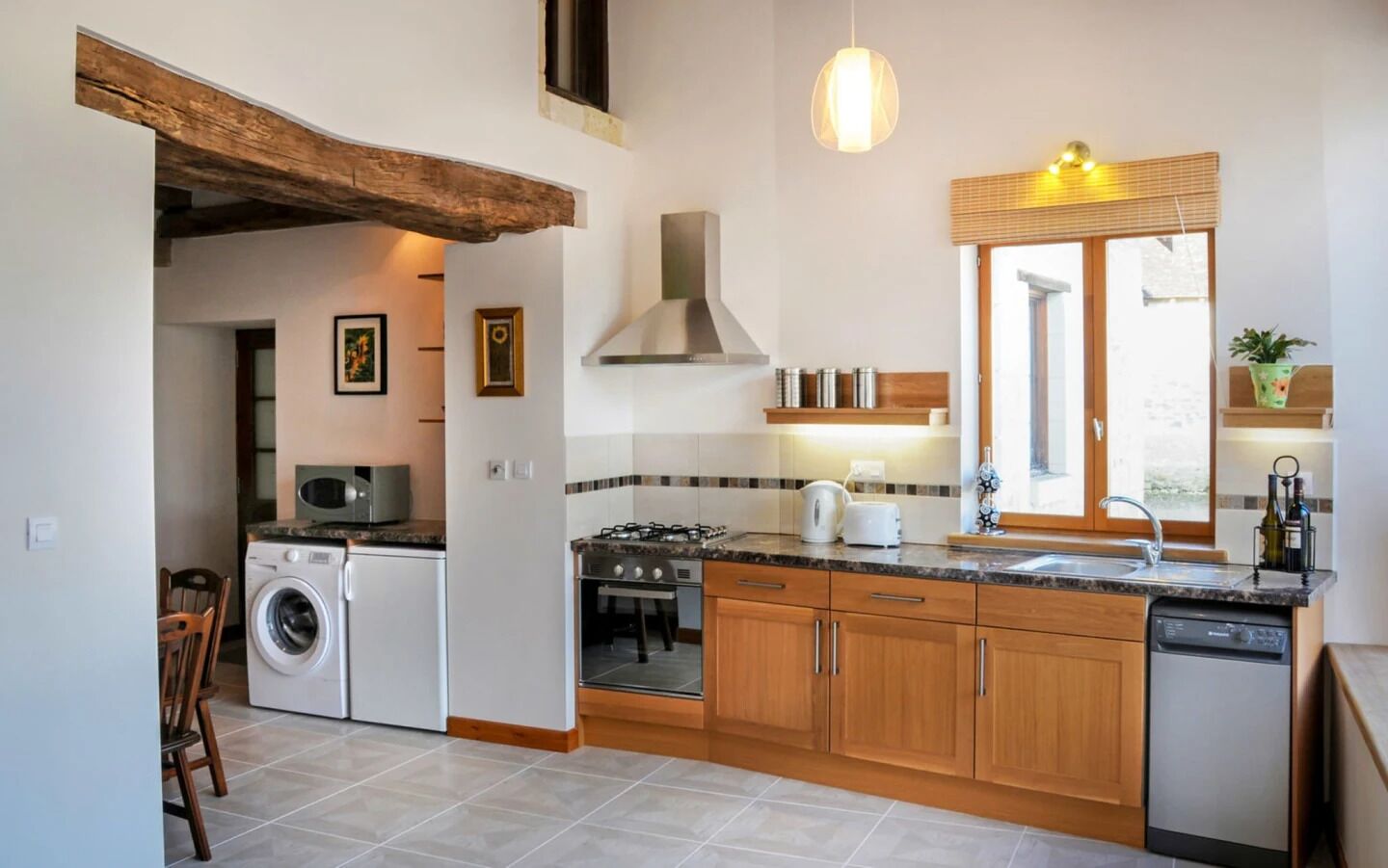 مكواة/لوح كي وواي فاي مجانًا