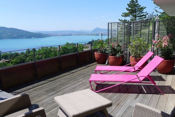 Habitación doble Confort, balcón, vista al lago | Balcón