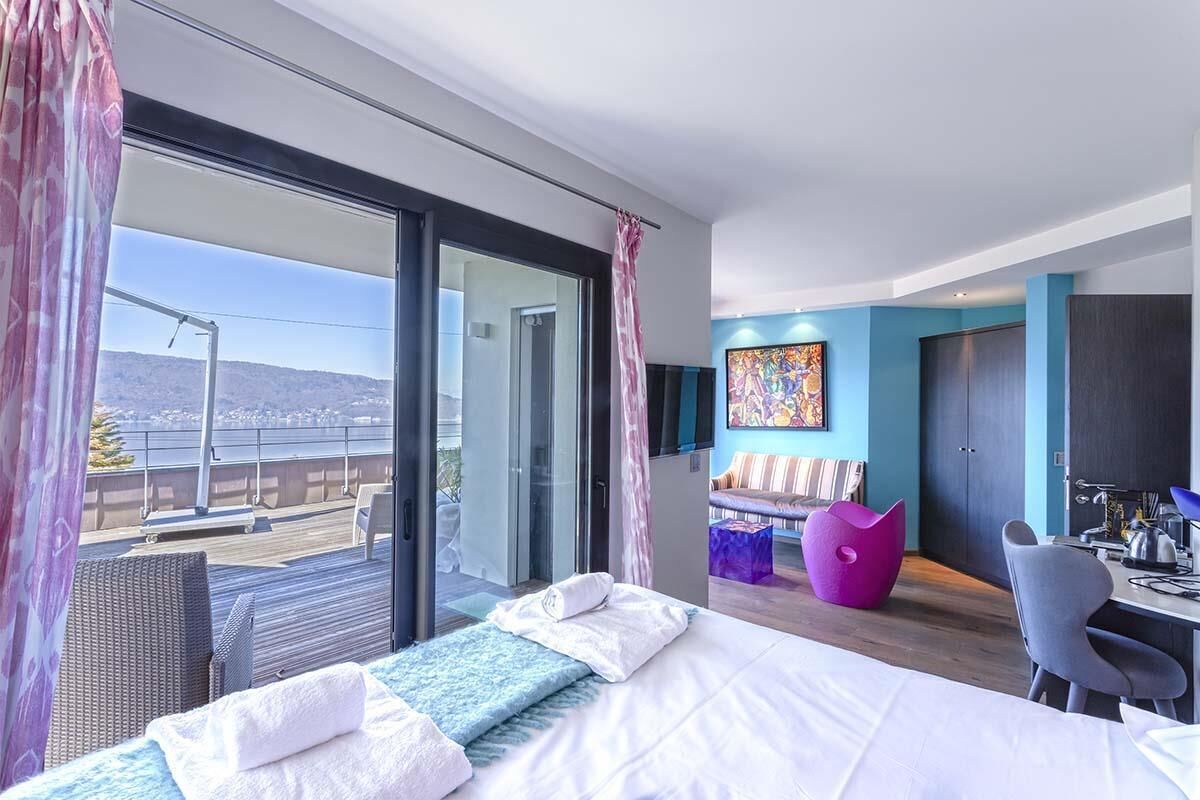Chambre Deluxe, 1 grand lit, terrasse, vue lac