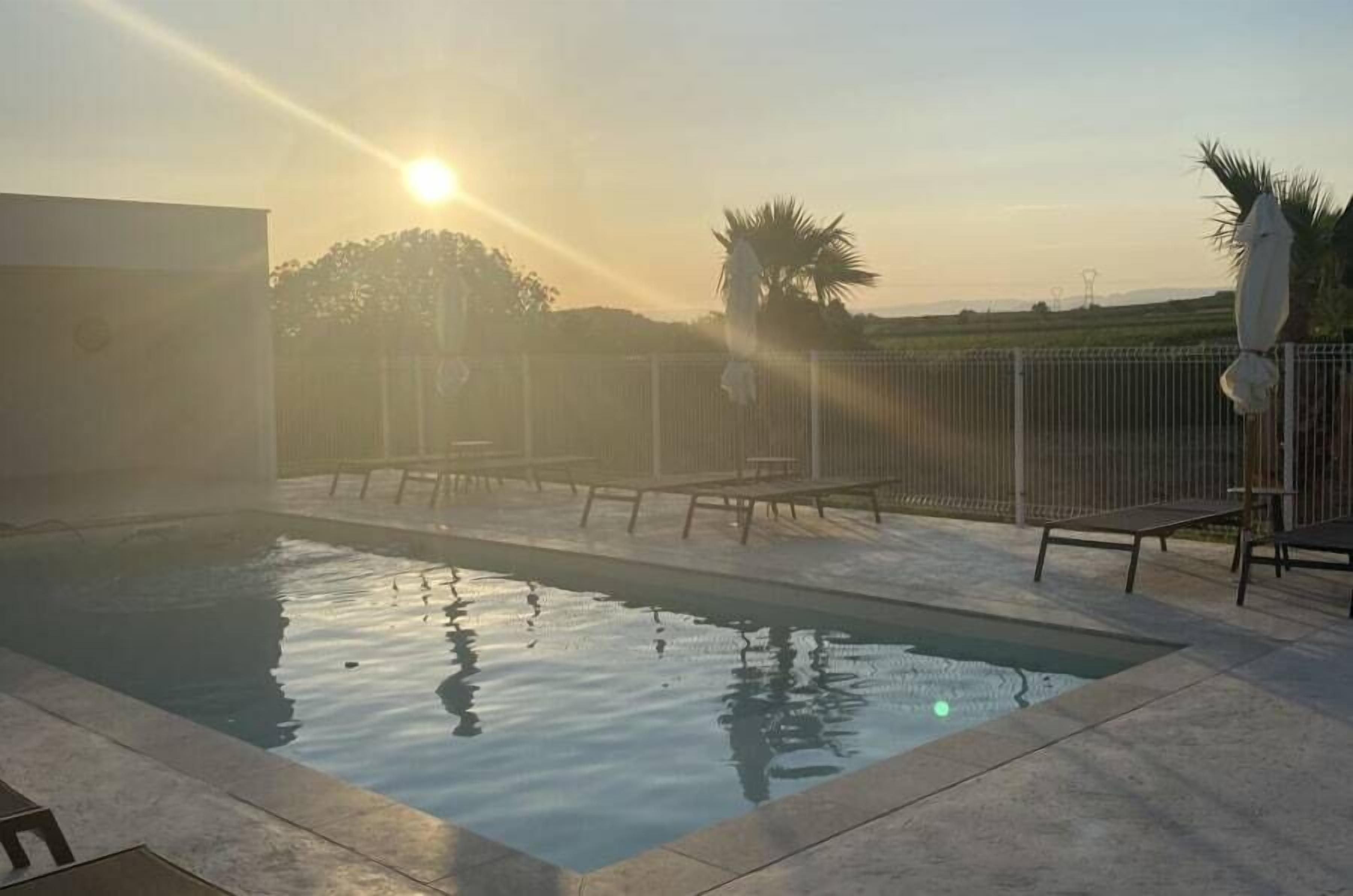 Seasonal outdoor pool