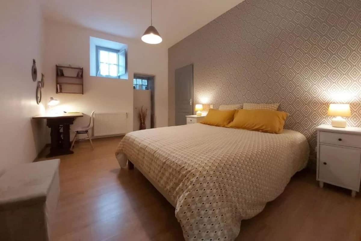Comfort Apartment, City View | Free WiFi