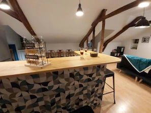 Deluxe Apartment, Mountain View | Living area | TV - Le Saint-Georges (Villefranche-de-Rouergue)