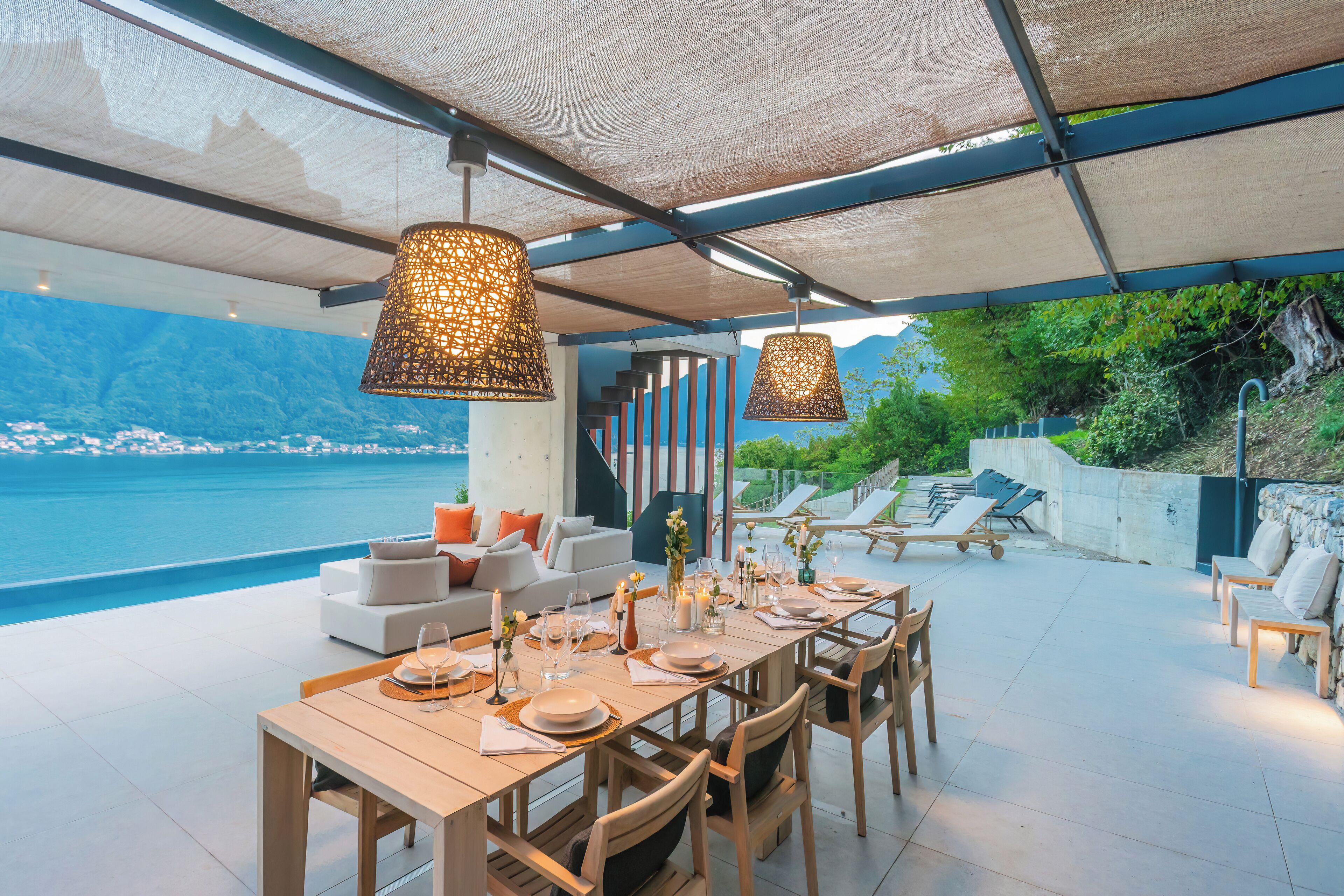 别墅, 湖景 | 高档床上用品、羽绒被、熨斗/熨衣板、婴儿床