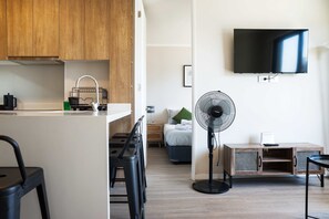Interior - Sleek 2BR 2BA Apartment Nunoa | Modern Space for 5 (Ñuñoa)