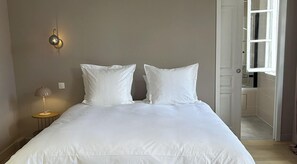 Deluxe-sviitti | Äänieristys, silitysrauta/-lauta, ilmainen Wi-Fi