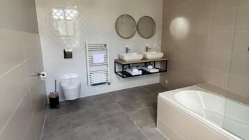 Deluxe Suite | Bathroom | Hair dryer