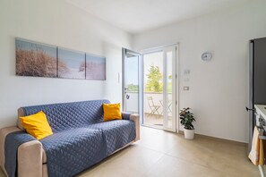 TV - Villa Giustina - Apartment (Tortolì)
