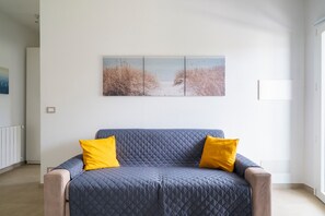 TV - Villa Giustina - Apartment (Tortolì)