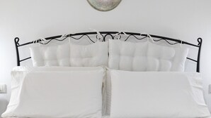2 bedrooms, bed sheets
