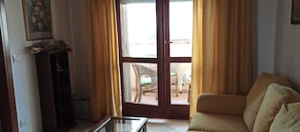 Appartement 'Tuveri' avec Terrasse Privée et Climatisation